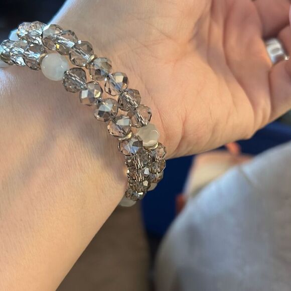 Gray Crystal Beaded Wire wrap Bracelet, with Tassel‎ Accent. Vintage. - Picture 4 of 6